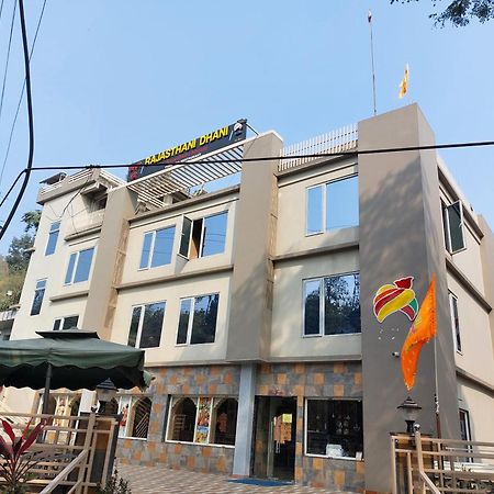 Rajasthani Dhani Hotel Khanapara Exterior foto